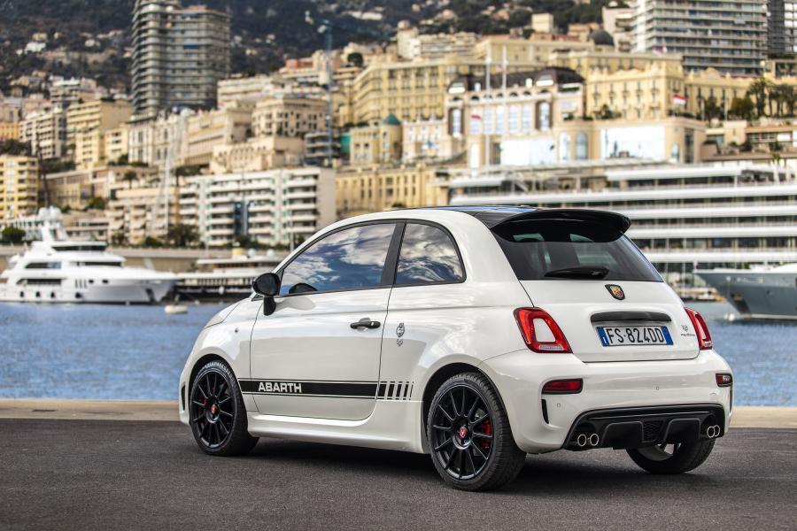  Abarth 595 Competizione 70esimo Anniversario (312) 2019 года  (фото 3 из 24)